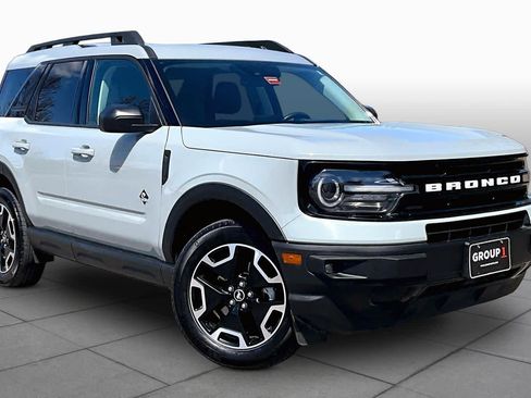 Used 2023 Ford Bronco Sport Outer Banks AWD/4WD image 4