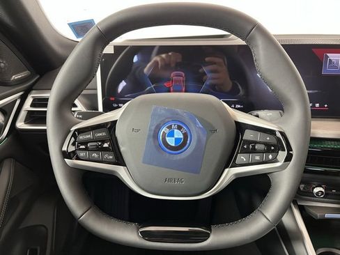 Used 2025 BMW i4 xDrive40i w/ Premium Package image 12