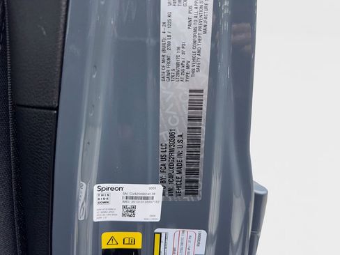 Used 2024 Jeep Wrangler Willys image 93