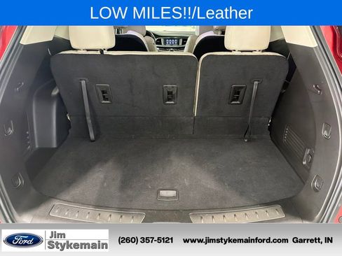 Used 2023 Buick Enclave Essence FWD image 31
