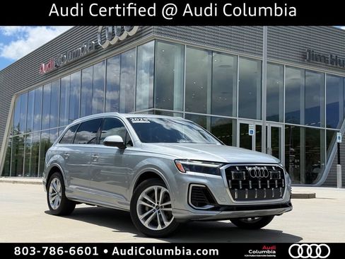 Certified 2025 Audi Q7 2.0T Premium AWD/4WD image 2