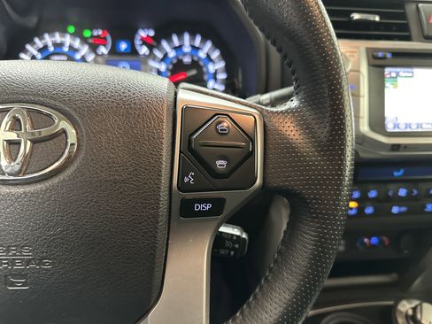 Used 2018 Toyota 4Runner Limited image 20