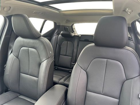 New 2026 Volvo XC40 B5 Plus w/ Protection Package Premier image 22