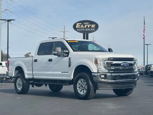 Used 2020 Ford F250 XLT w/ XLT Value Package image 3