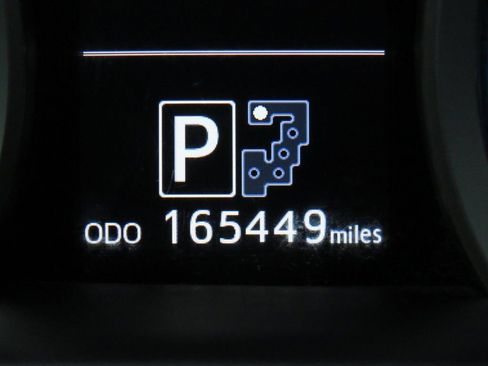 Used 2014 Toyota Land Cruiser image 20