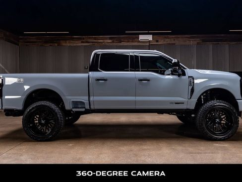 Used 2026 Ford F250 Platinum AWD/4WD image 11