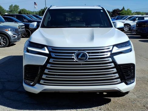 Used 2023 Lexus LX 600 4WD w/ Accessory Package (Z1) image 8