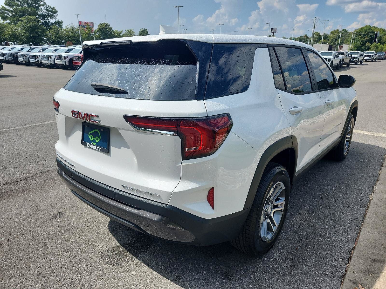 Certified 2026 GMC Terrain Elevation AWD/4WD image 3