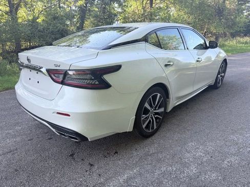 Used 2019 Nissan Maxima 3.5 SV w/ Floor Mat Group FWD image 4