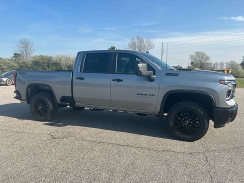 New 2026 Chevrolet Silverado 2500 LT w/ Trail Boss Package image 7