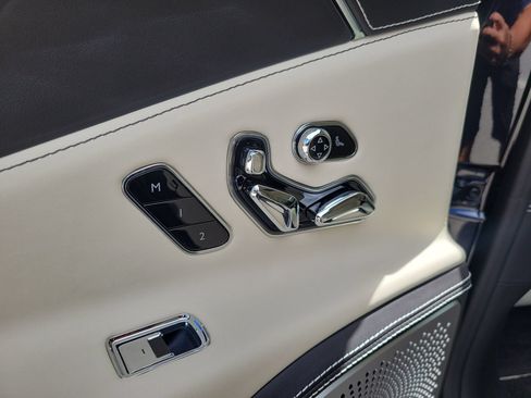 Used 2021 Bentley Flying Spur V8 AWD/4WD image 21