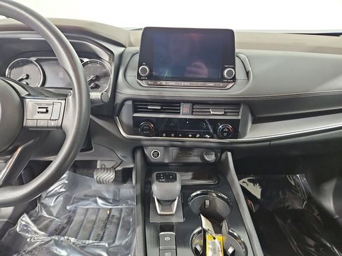 Certified 2023 Nissan Rogue SV image 19