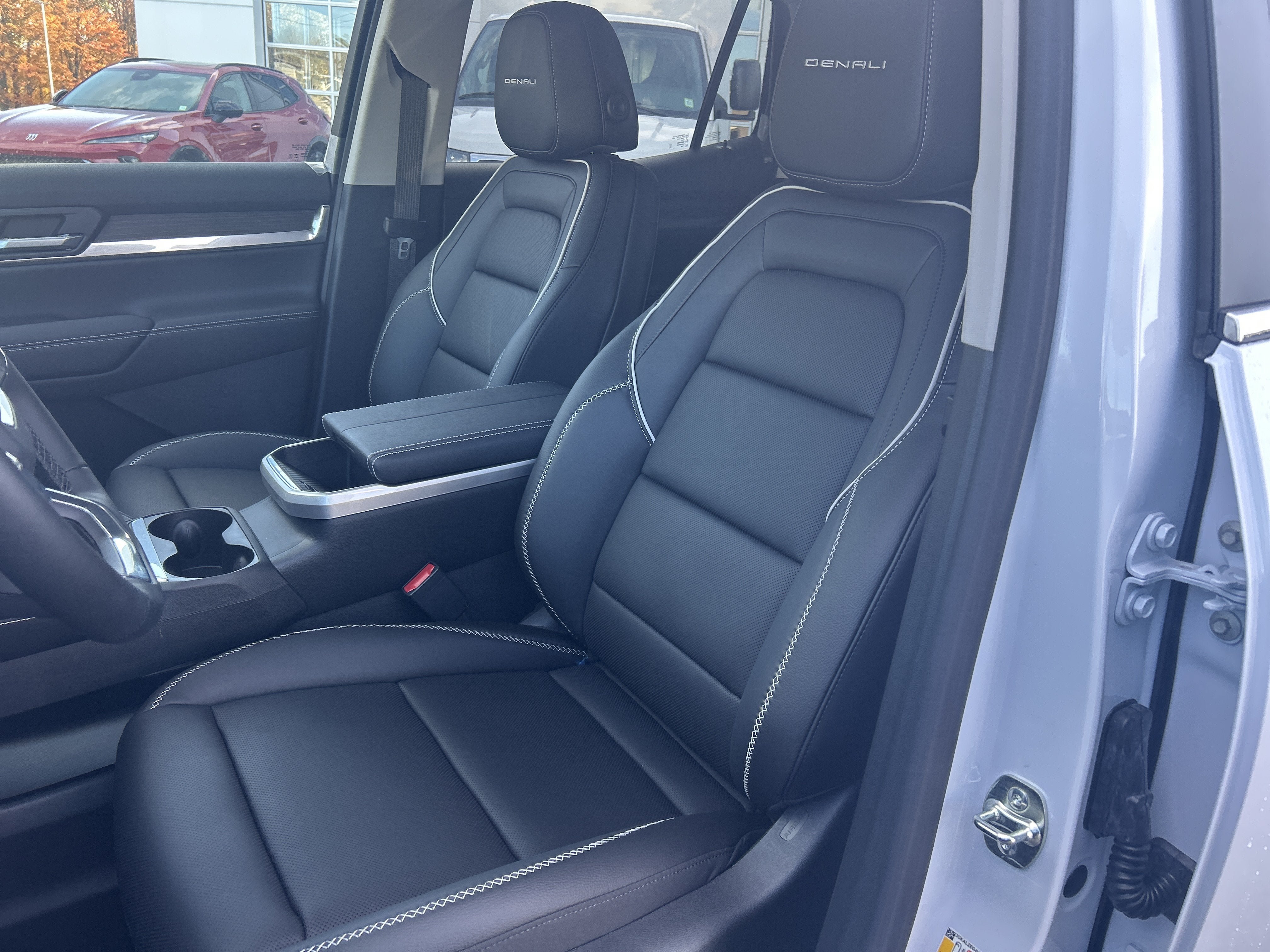 New 2027 GMC Terrain Denali w/ LPO, Floor Liner Package AWD/4WD image 20