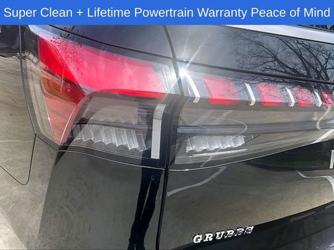 Used 2025 INFINITI QX80 Sensory AWD/4WD image 43