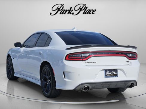 Used 2023 Dodge Charger R/T w/ Blacktop Package image 3