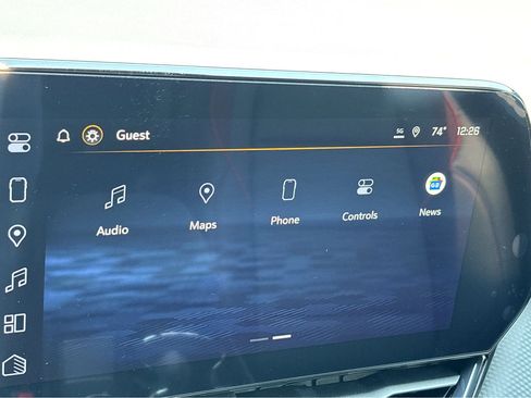 New 2026 Chevrolet Equinox RS w/ Convenience Package III FWD image 36
