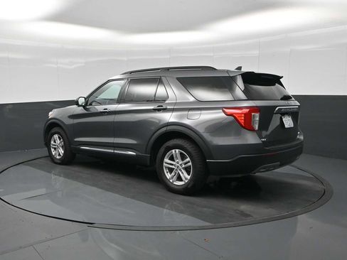 Used 2023 Ford Explorer XLT w/ Equipment Group 202A image 6