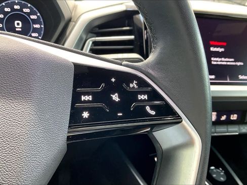 Used 2023 Audi Q4 e-tron Premium w/ Convenience Package AWD/4WD image 23