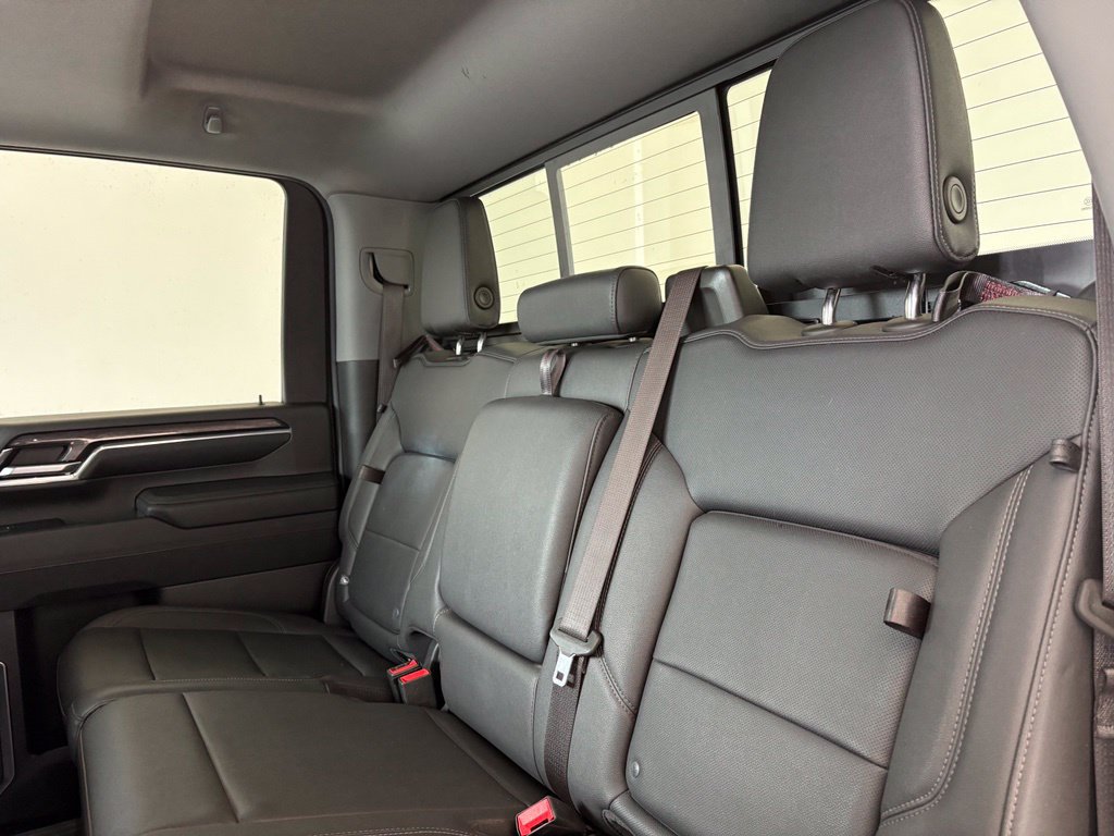 Used 2024 Chevrolet Silverado 2500 LTZ w/ LTZ Premium Package AWD/4WD image 32
