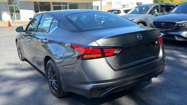 Used 2023 Nissan Altima 2.5 S FWD image 7