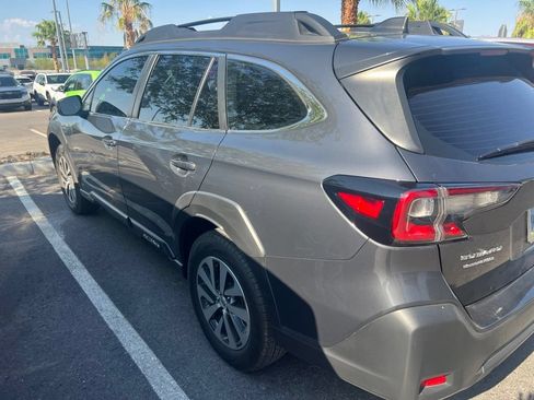 Used 2024 Subaru Outback AWD/4WD image 7
