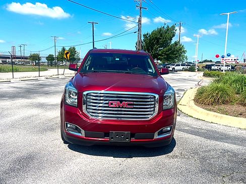 Used 2017 GMC Yukon SLT w/ Premium Edition RWD image 3