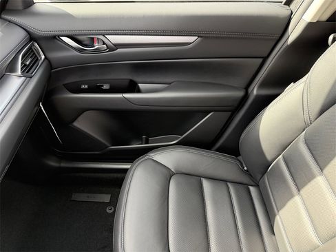 New 2025 MAZDA CX-5 AWD 2.5 S w/ Preferred Package image 29