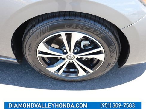 Used 2021 Nissan Sentra SV FWD image 25