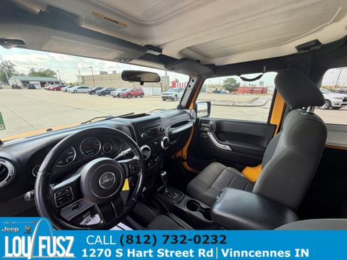 Used 2012 Jeep Wrangler Sahara w/ Connectivity Group AWD/4WD image 9