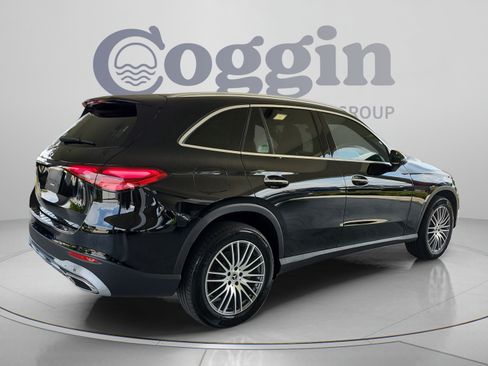 Used 2026 Mercedes-Benz GLC 300 image 5