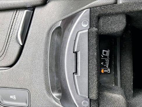 Used 2019 Cadillac XT5 Luxury FWD image 31