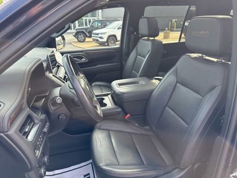 Used 2022 Chevrolet Tahoe High Country AWD/4WD image 14