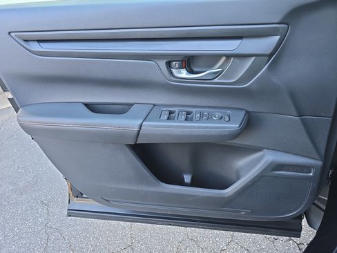 Used 2023 Honda CR-V Sport image 26