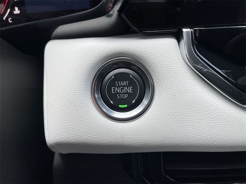 New 2025 GMC Canyon AT4 w/ AT4X Package image 17