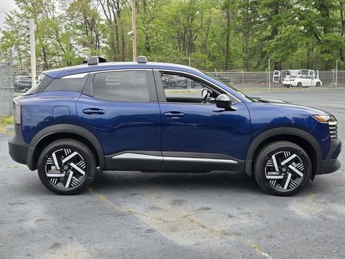 New 2026 Nissan Kicks SV FWD image 6