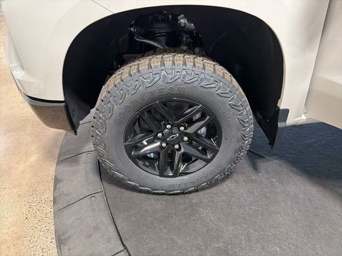New 2026 Chevrolet Silverado 1500 Custom Trail Boss AWD/4WD image 36