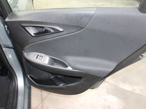 Used 2025 Chevrolet Malibu LT FWD image 24
