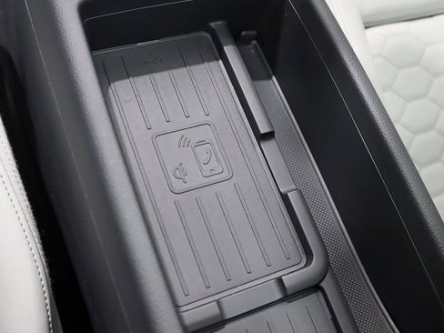 Used 2021 Audi RS 5 w/ Black Optic Carbon Package image 28