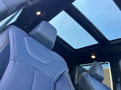 New 2026 INFINITI QX60 Sport w/ Dark Cargo Package image 19