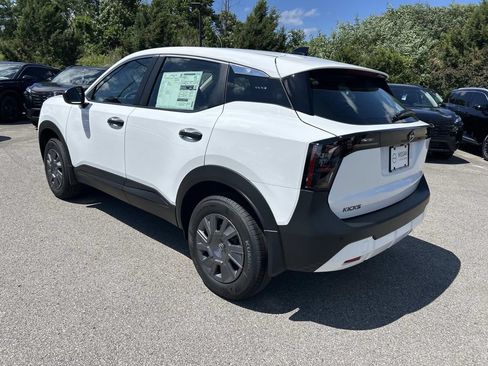 New 2026 Nissan Kicks S FWD image 5