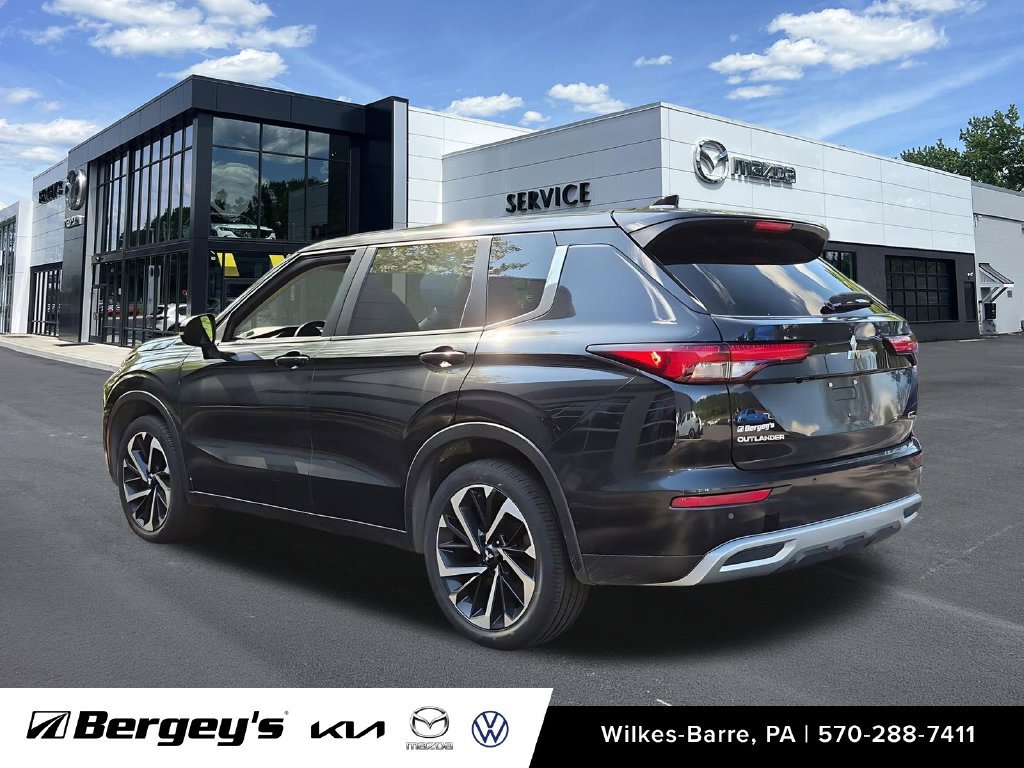 Used 2023 Mitsubishi Outlander SE AWD/4WD image 8