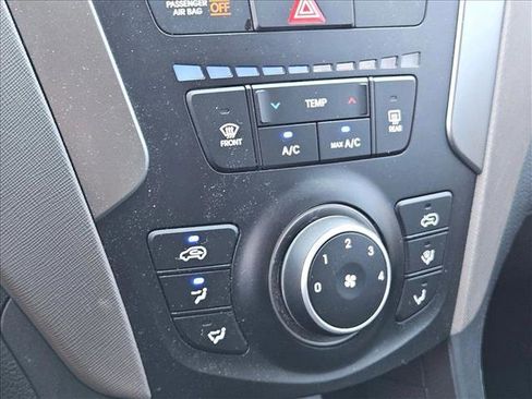 Used 2018 Hyundai Santa Fe Sport FWD image 11