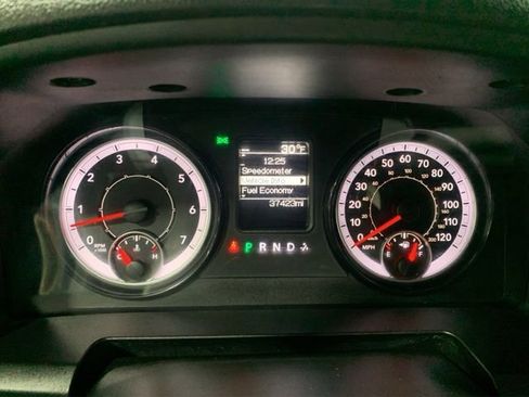 Used 2022 RAM 1500 Classic SLT image 15