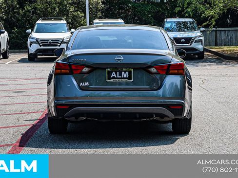Used 2023 Nissan Altima 2.5 S FWD image 13