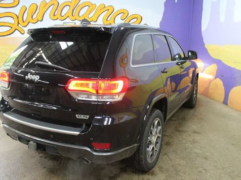 Used 2018 Jeep Grand Cherokee Limited AWD/4WD image 8