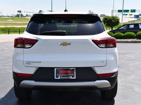 Used 2025 Chevrolet TrailBlazer LT AWD/4WD image 6