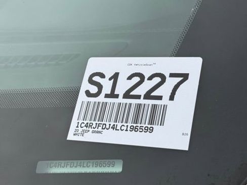 Used 2020 Jeep Grand Cherokee SRT w/ Trailer Tow Group IV image 37