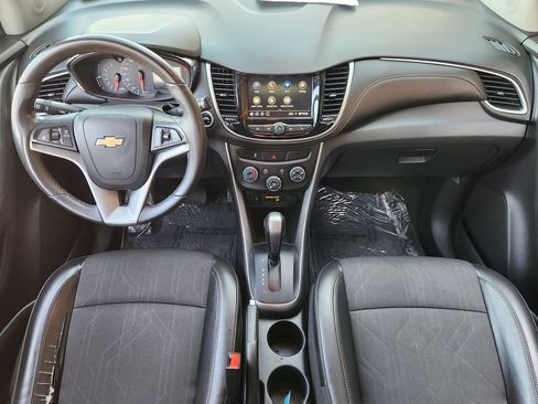 Used 2022 Chevrolet Trax LT w/ Sport Edition AWD/4WD image 28