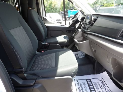 Used 2025 Ford Transit 250 Low Roof w/ Exterior Upgrade Package RWD image 32