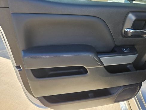 Used 2018 Chevrolet Silverado 1500 LT w/ Texas Edition image 12